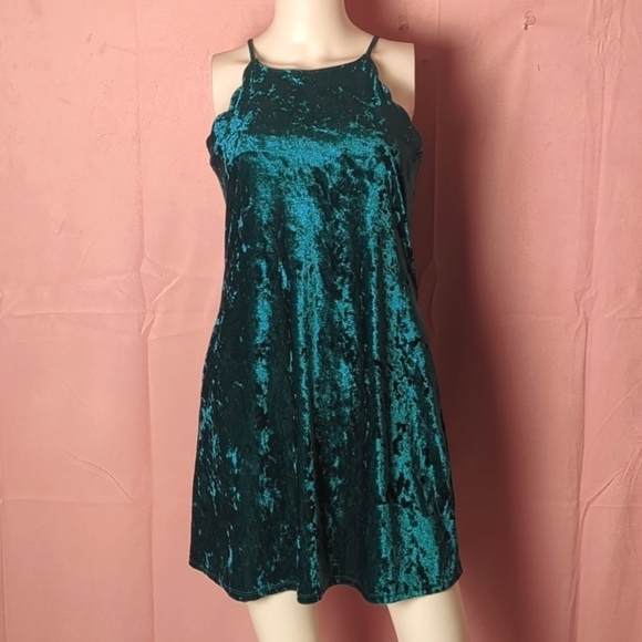 BCX Teal Crushed Velvet Keyhole Black Scallop Trim Sleeveless Mini Dress Small - Picture 1 of 6